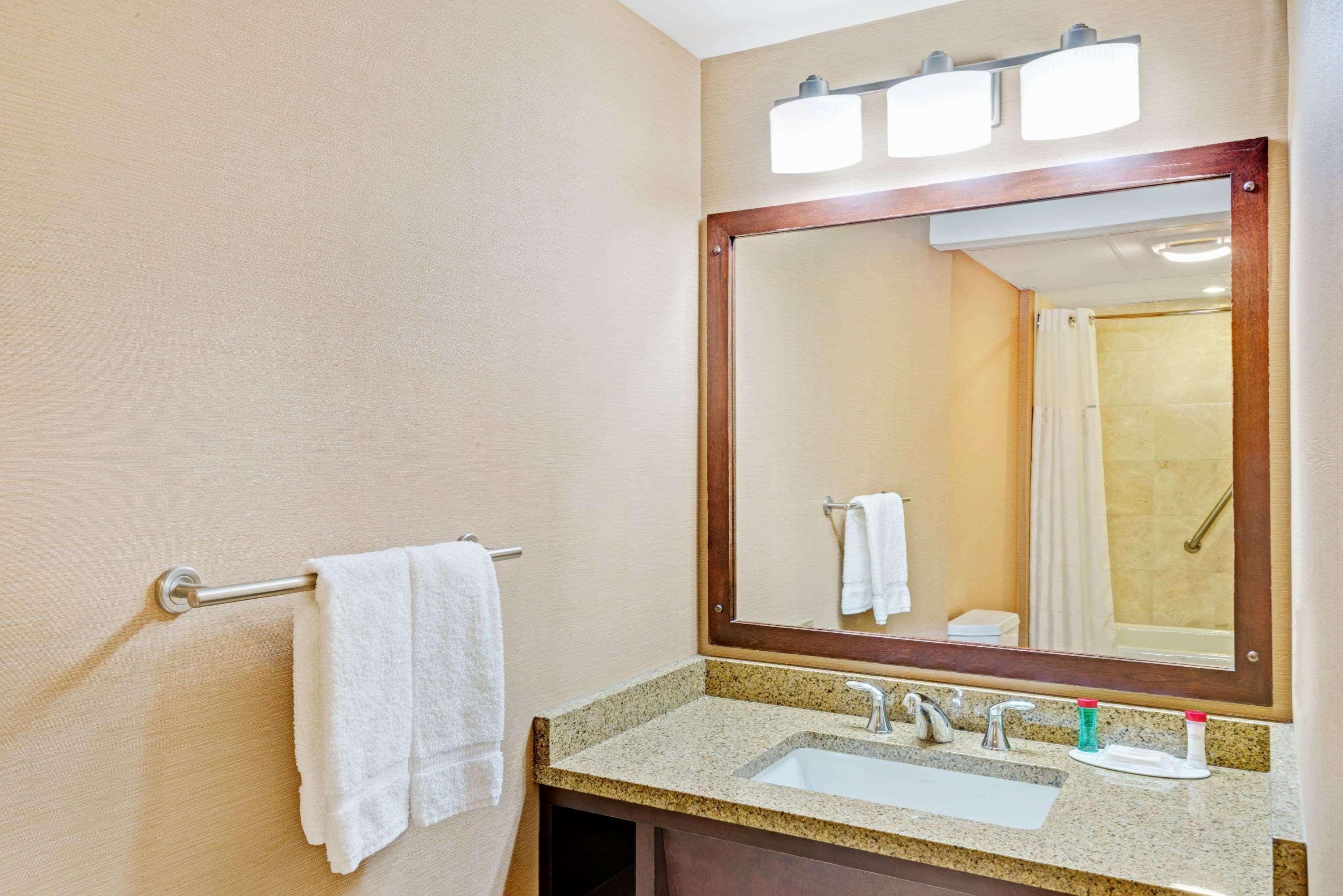 Ramada By Wyndham Providence Area Seekonk