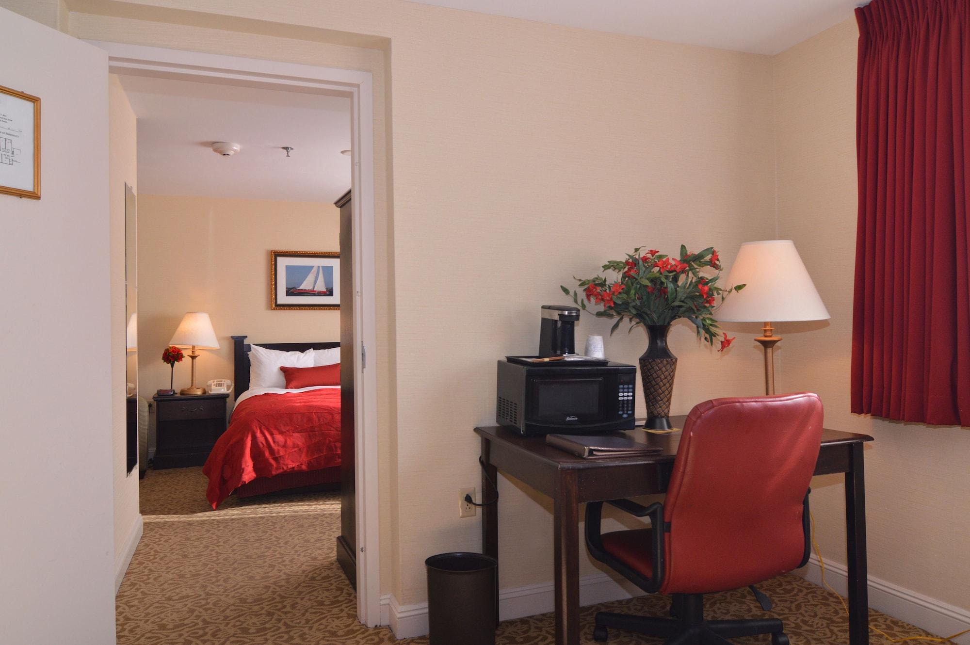 Ramada By Wyndham Providence Area 3*