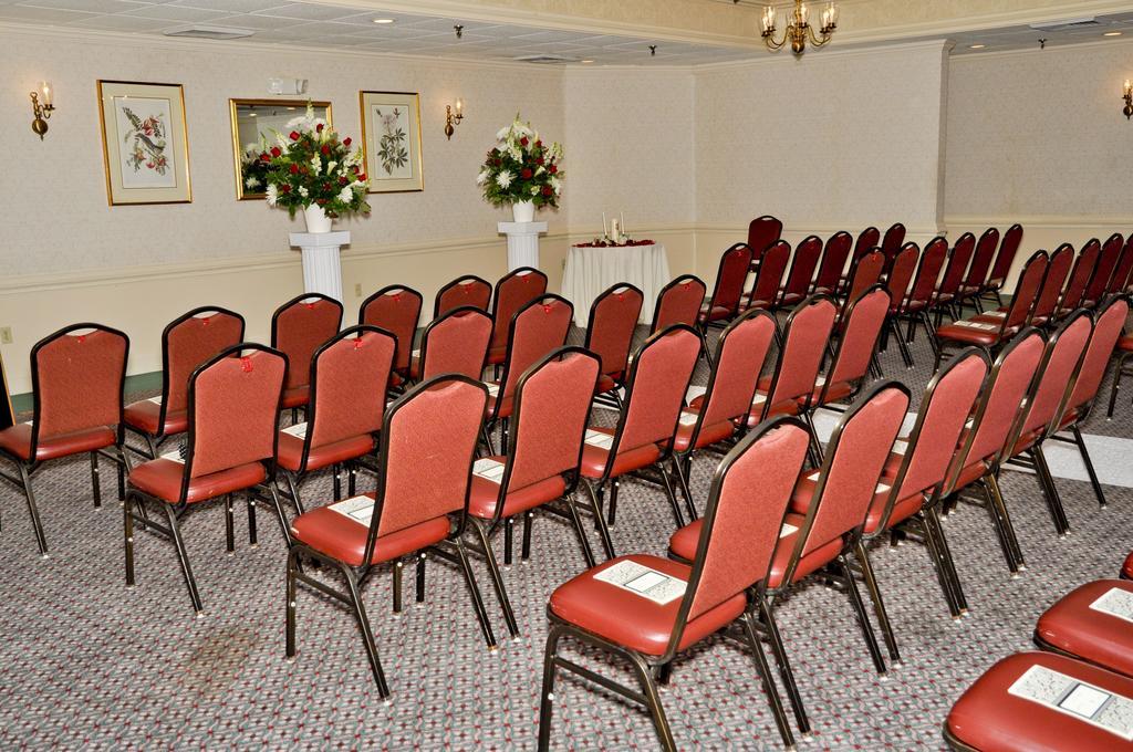 Ramada By Wyndham Providence Area Hotel Seekonk