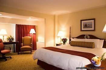Ramada By Wyndham Providence Area 3* Seekonk