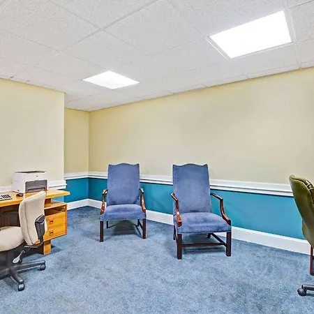Ramada By Wyndham Seekonk Providence Area 